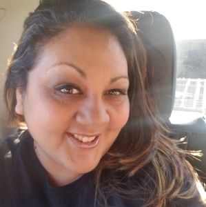 Meet your Posher, Bina